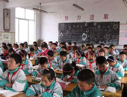 �����(zh��n)�����ЌW(xu��)���w���Čӵ�С�ǣ���ǰ����Σ������Ŀǰ��ֹ���(zh��n)�����е�С�W(xu��)߀����һЩƽ����Σ����