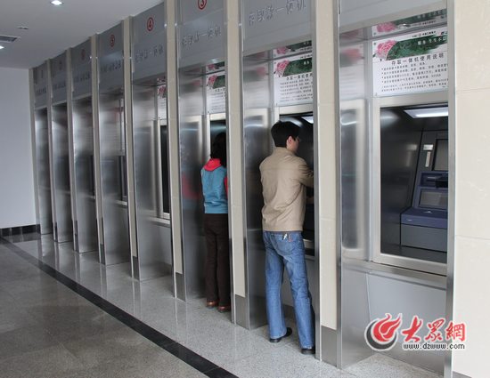 ���չ����y�к���(�D)