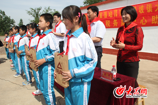 �麢�ӂ�ٛ���\�ӷ����c��һ��ͯ��(ji��)    �󱊾Wӛ�ߺ�Ȫ��z