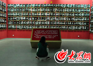 ���ϡ�С�Ӱ���:������լ�v���tɫ�vʷ