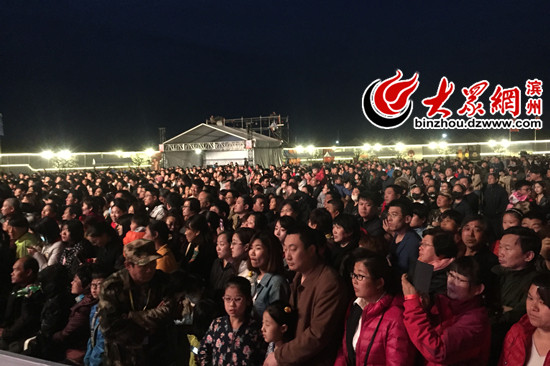 ����׌�ˮ����l(xi��ng)����������(ji��)��Ļ ����ʢ������ȫ��