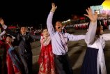 ��(d��ng)?sh��)ؕr(sh��)�g2017��4��15�գ����rƽ�����񱊅��Ӵ�Ҏ(gu��)ģȺ��o(j��)��ǰ�����I(l��ng)��(d��o)�˽��ճ��Q��105���ꡣ