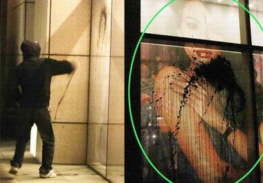 �������޷������ԼҘ��±���ī