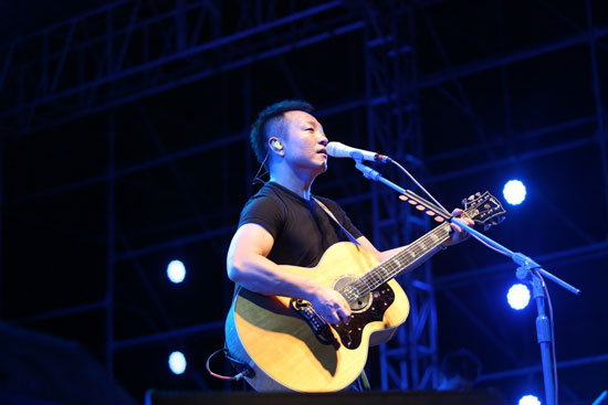 �SΡ�F(xi��n)�����c���^���F(xi��n)������M�D